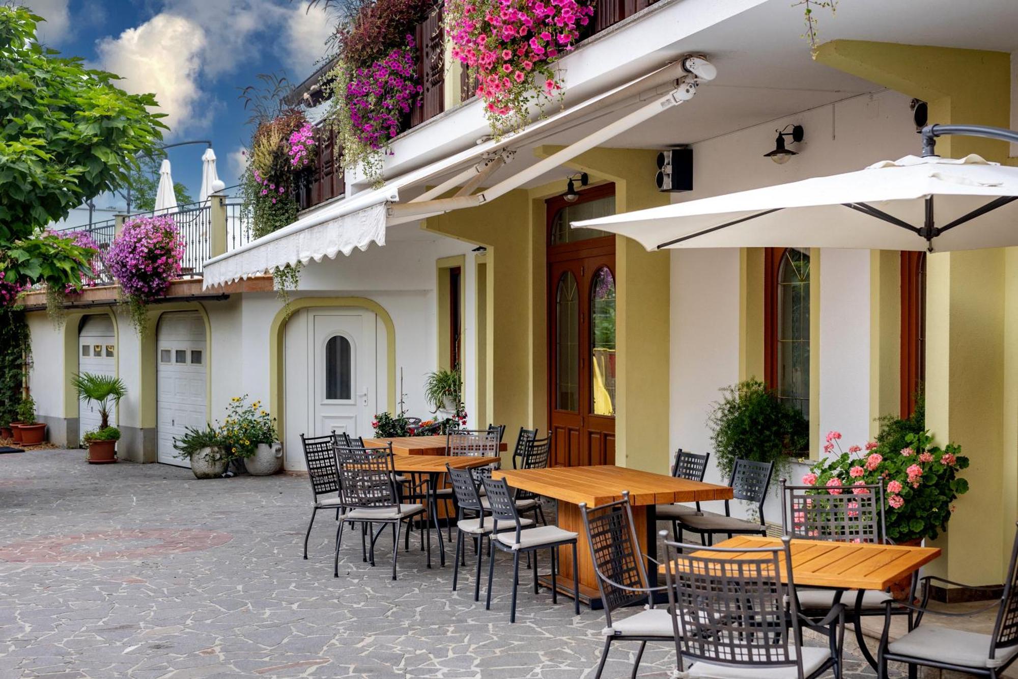 Tourist Farm Pri Andrejevih Villa Narin Exterior photo